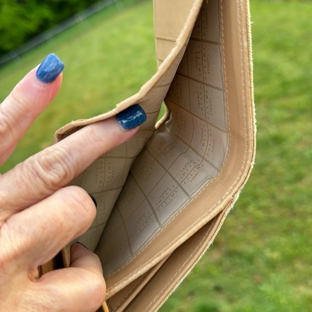 Celine CC monogram denim wallet in yellow in like new condition. authent… - Picture 11 of 15